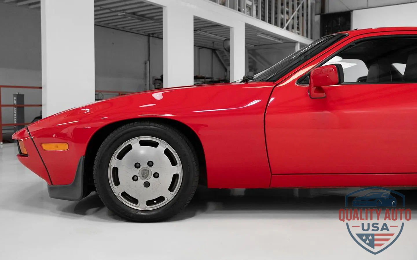 1983 Porsche 928S Sunroof Coupe 1983 Porsche 928S Sunroof Coupe