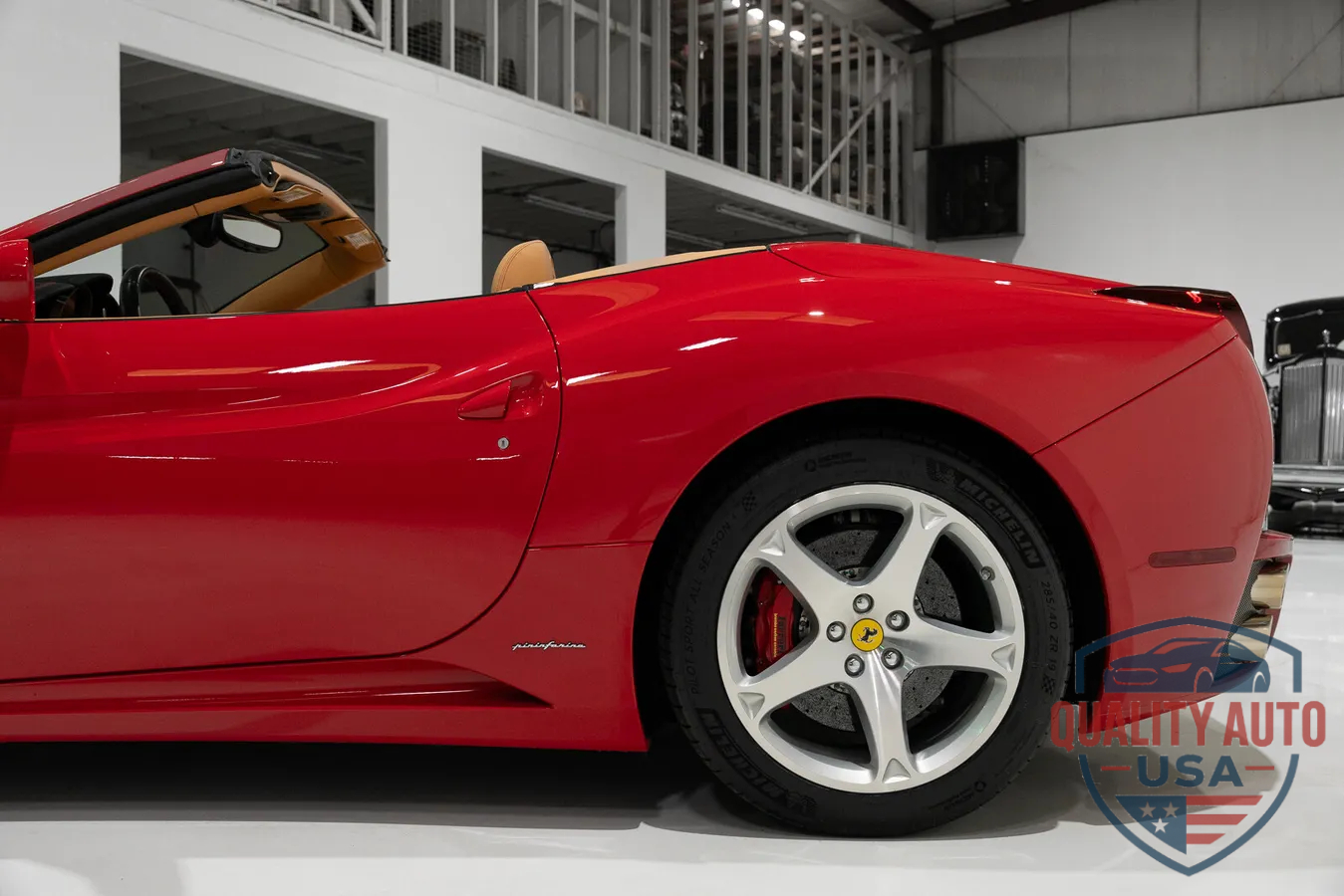 2010 Ferrari California Roadster (Only 3,097 Miles!) 2010 Ferrari California Roadster (Only 3,097 Miles!)